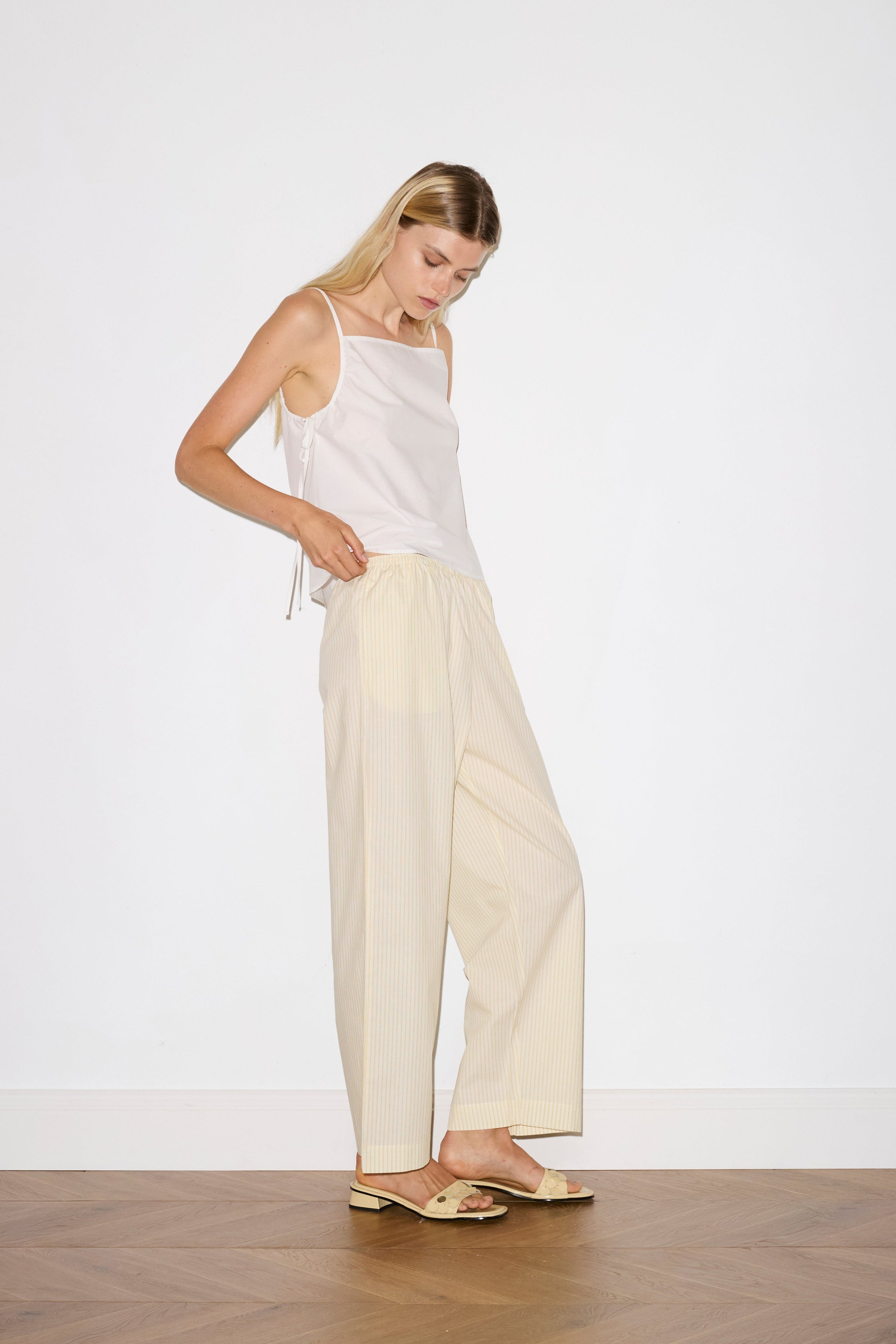 Ease Trouser - Butter Stripe